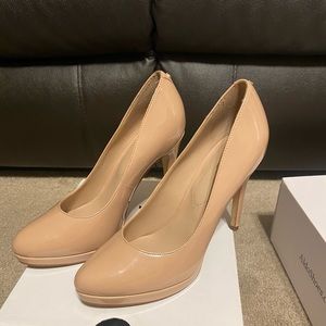 Nude Aldo heels